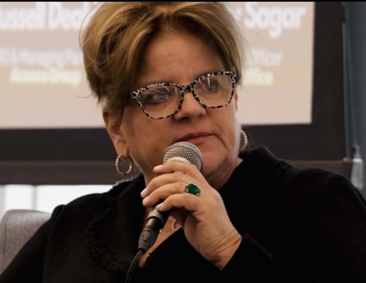 Lourdes M. Castillo